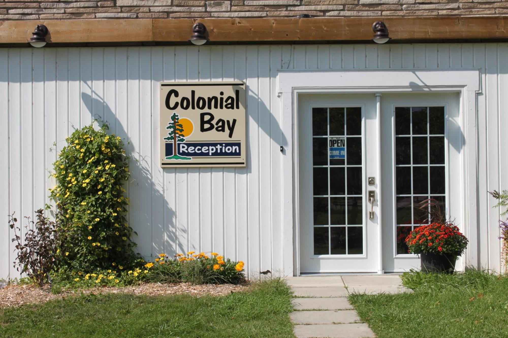 Colonial Bay Motel And Cottages Huntsville Eksteriør billede